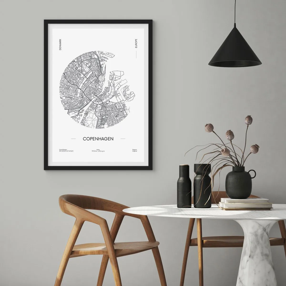 Plagát v čiernom ráme - Minimalistická mapa Kodane v čiernobielej farbe. - 50x70cm - Anatómia Kodane - Moderná nástenná dekorácia do obývacej izby a spálne ARTTOR