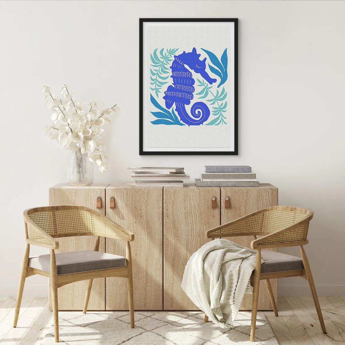 Plagát v čiernom ráme - Štylizovaný morský koník obklopený vegetáciou. - 50x70cm - Na podvodnej lúke - Moderná nástenná dekorácia do obývacej izby a spálne ARTTOR