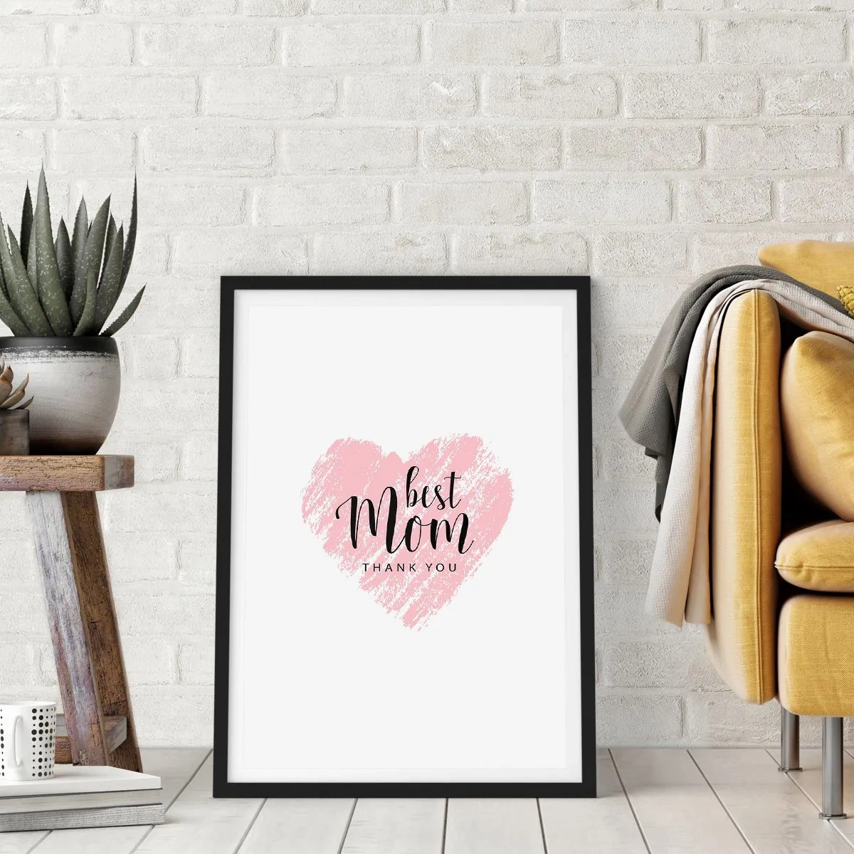Plagát v čiernom ráme - Ružové srdce s textom na bielom pozadí v minimalistickom štýle - 50x70cm - Vždy pravá chvíľa - Moderná nástenná dekorácia do obývacej izby a spálne ARTTOR