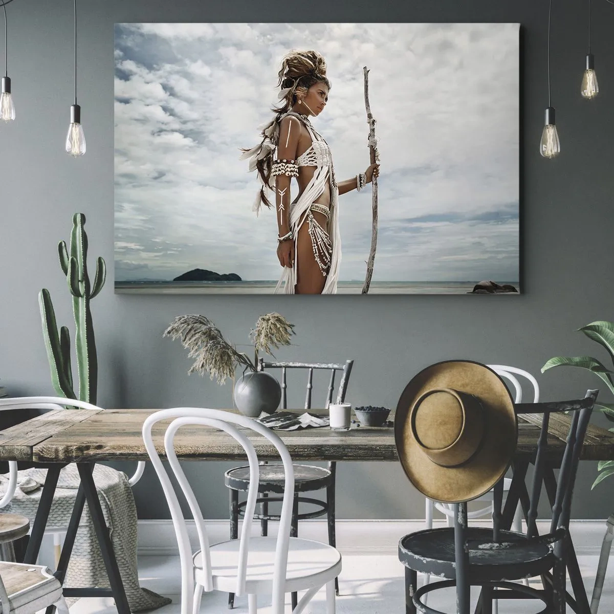 Obraz na plátne - Štylizovaná žena na pláži s etnickými ornamentmi a palicou - 70x50cm - Kráľovná trópov - Moderná nástenná dekorácia do obývacej izby a spálne ARTTOR