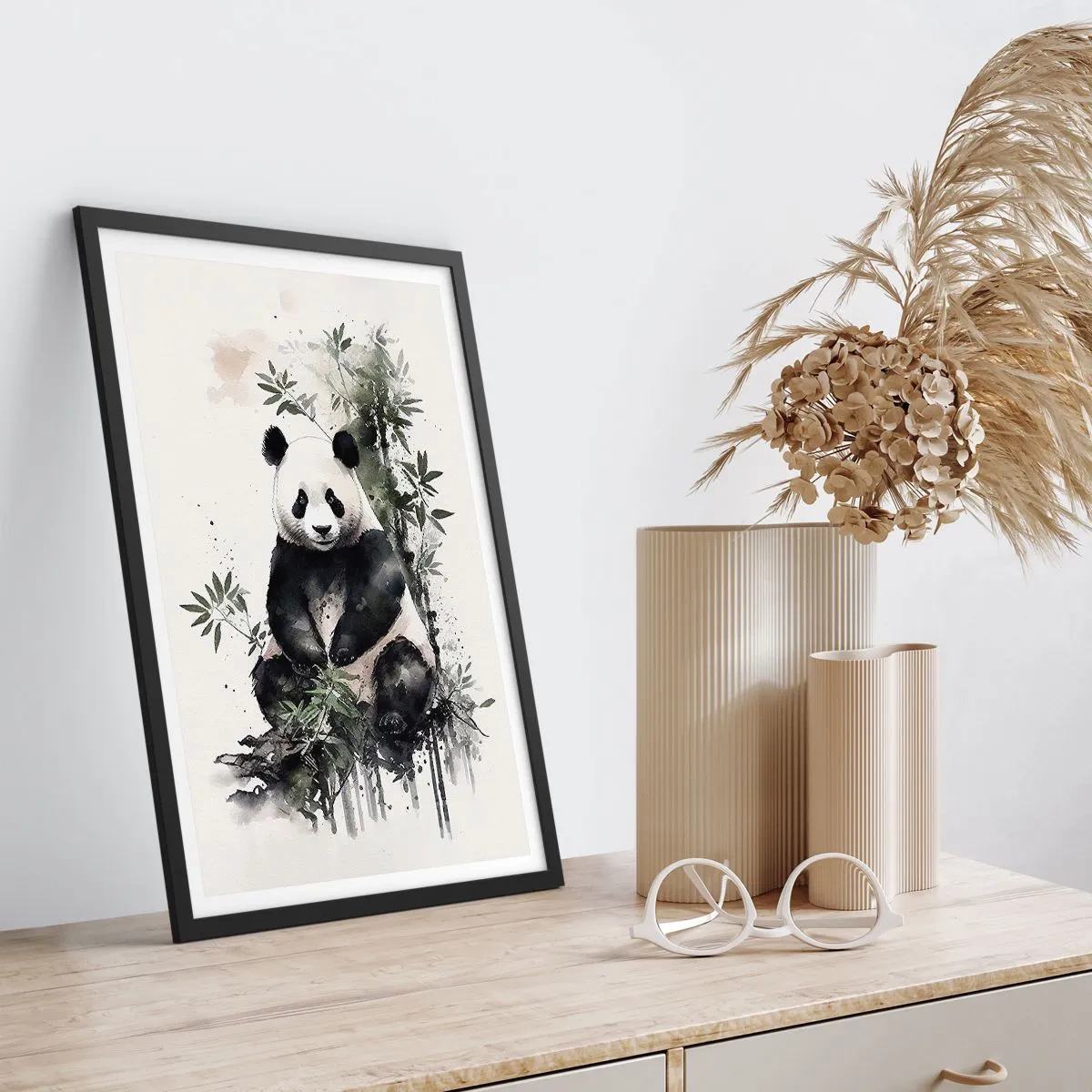 Plagát v čiernom ráme - Akvarelová panda obklopená bambusovými listami - 50x70cm - Pozdravy z Číny - Moderná nástenná dekorácia do obývacej izby a spálne ARTTOR