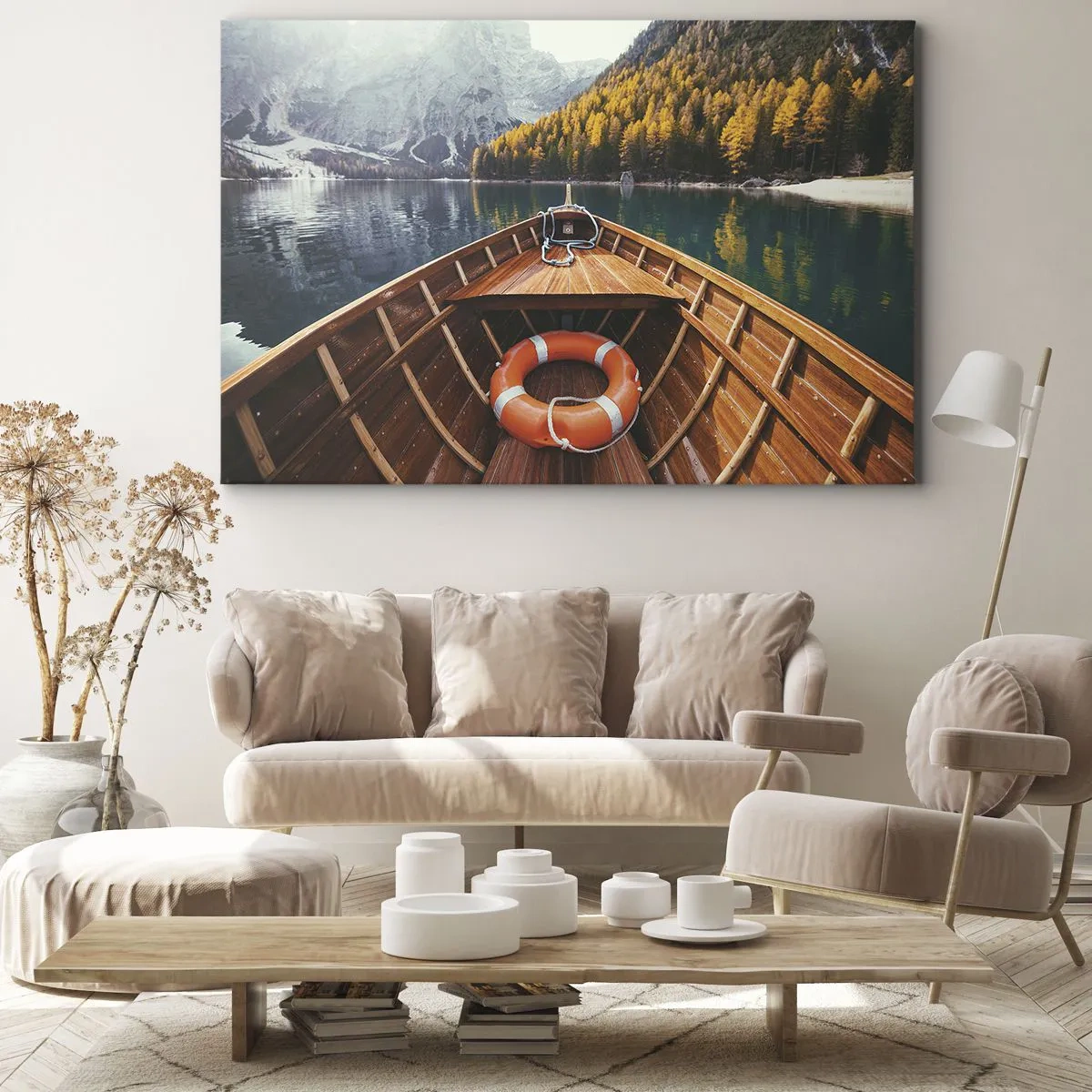 Obraz na plátne - Drevená loď na horskom jazere obklopenom lesom - 70x50cm - Horská túra - Moderná nástenná dekorácia do obývacej izby a spálne ARTTOR