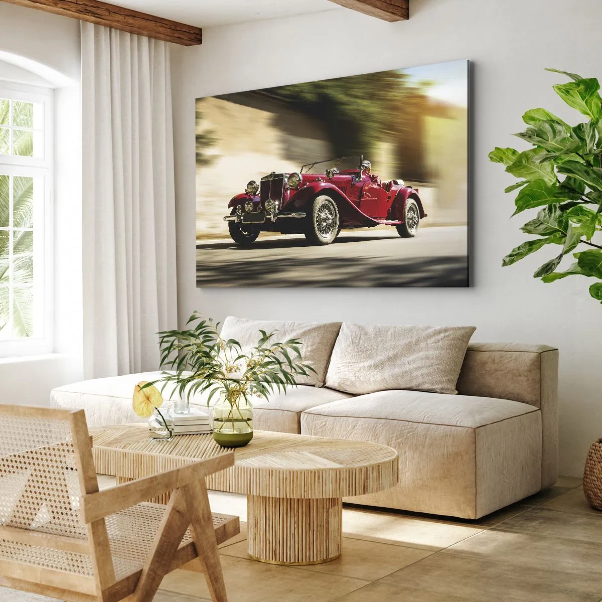 Obraz na plátne - Červené klasické auto v pohybe na slnečnej ulici - 70x50cm - Krajšia ako Níke Samotrácka - Moderná nástenná dekorácia do obývacej izby a spálne ARTTOR