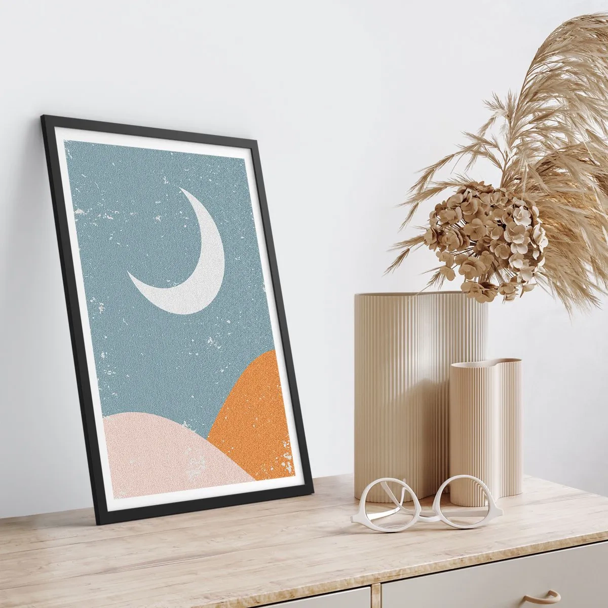 Plagát v čiernom ráme - Minimalistický mesiac nad abstraktnou krajinou. - 50x70cm - Zázrak mnohých nocí - Moderná nástenná dekorácia do obývacej izby a spálne ARTTOR