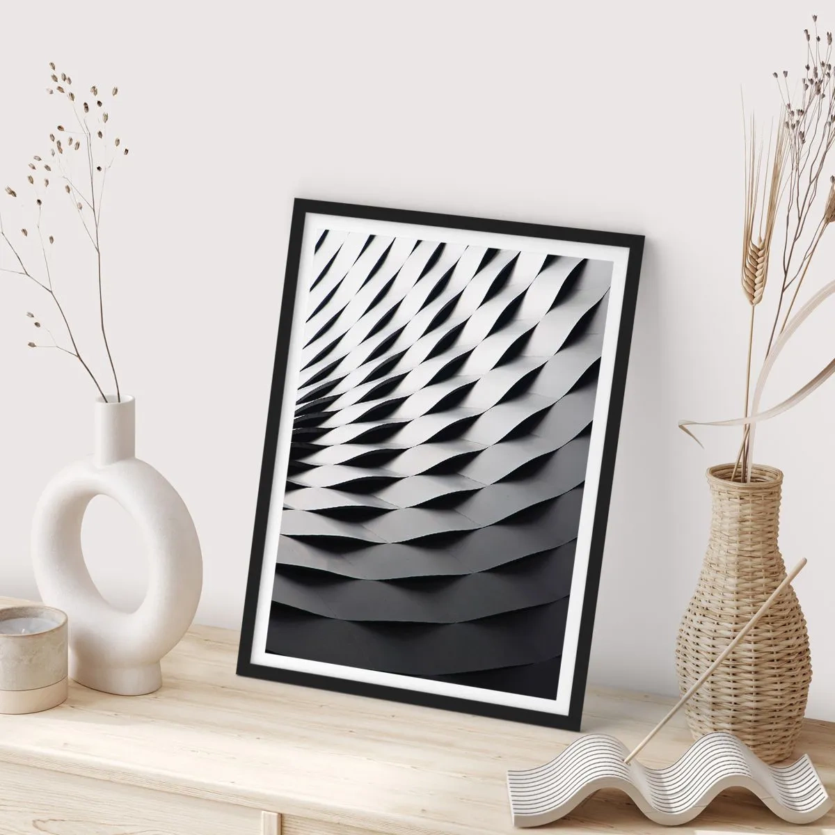 Plagát v čiernom ráme - Abstraktná fotografia stavby s čiernobielym vzorom - 50x70cm - Na hladine vĺn - Moderná nástenná dekorácia do obývacej izby a spálne ARTTOR